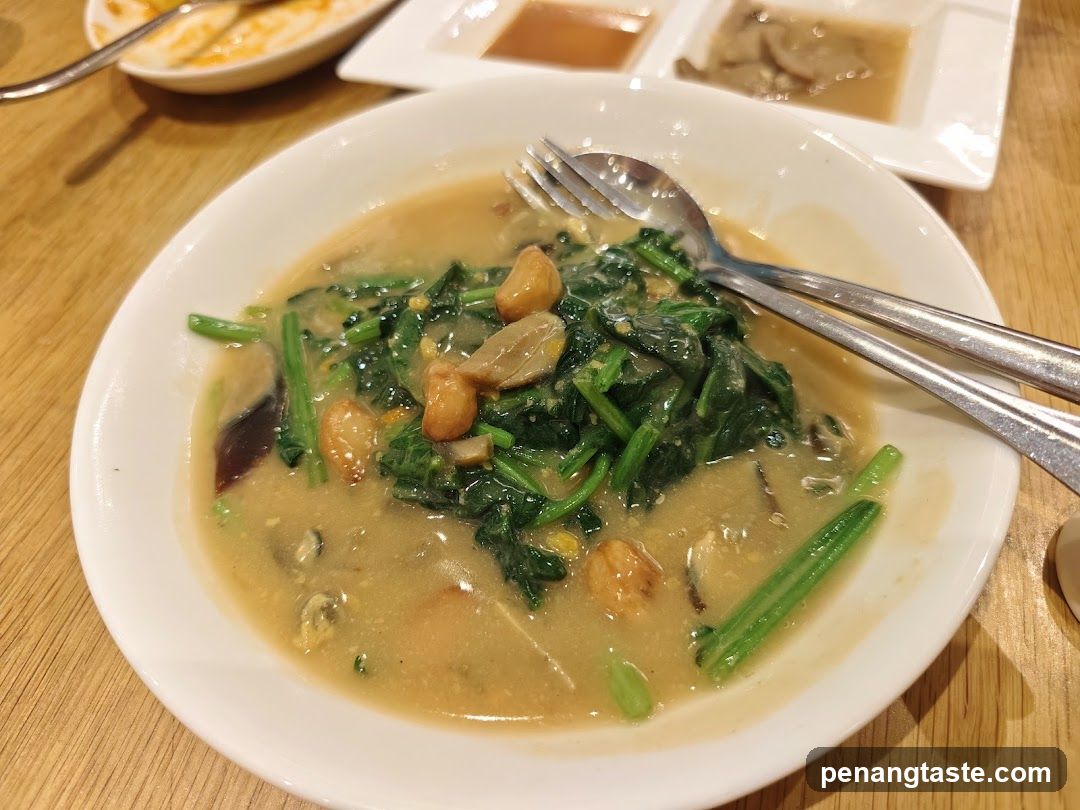 Spinach with Garlic Sauce