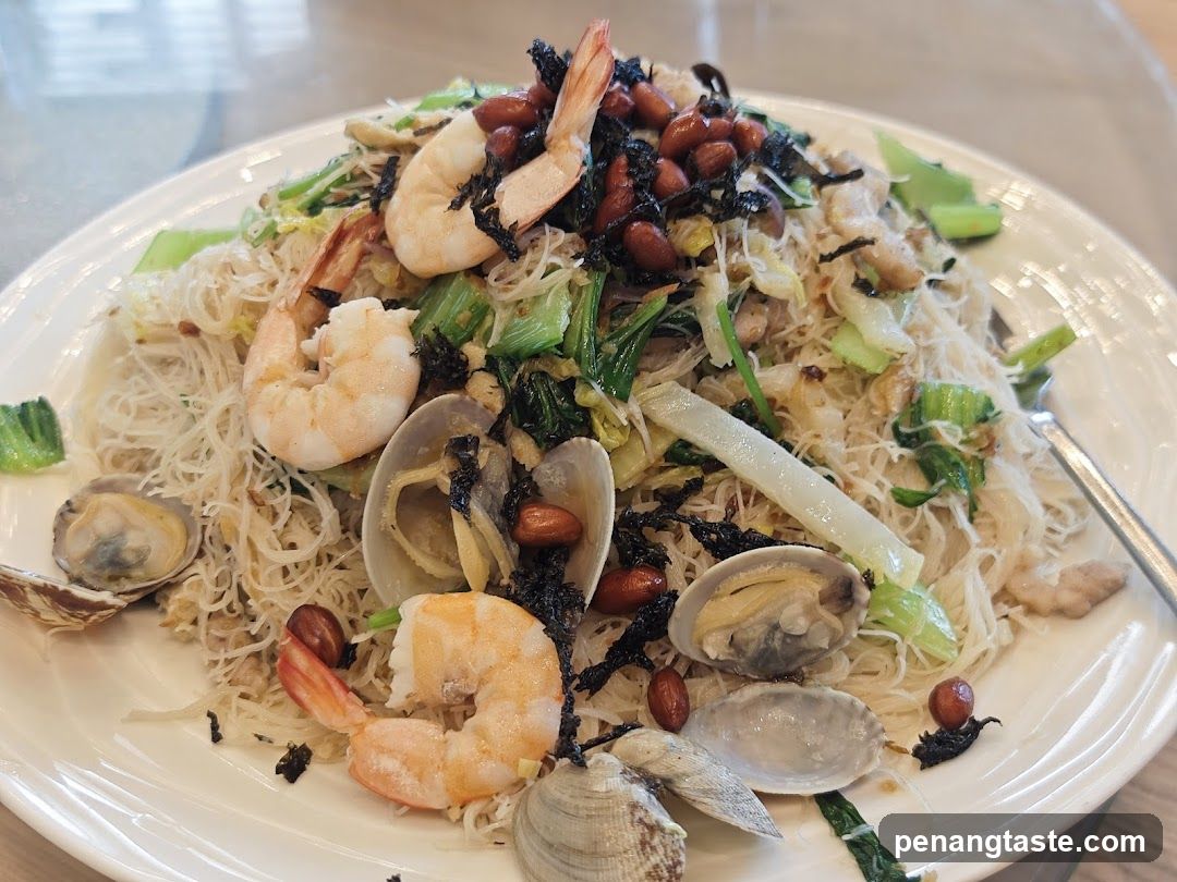 Seafood Rice Noodles