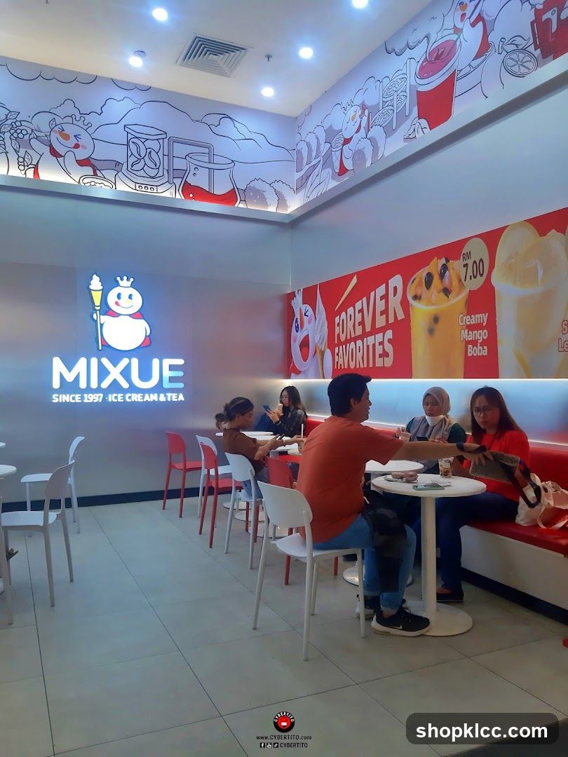 Mixue Ice Cream & Tea Interior