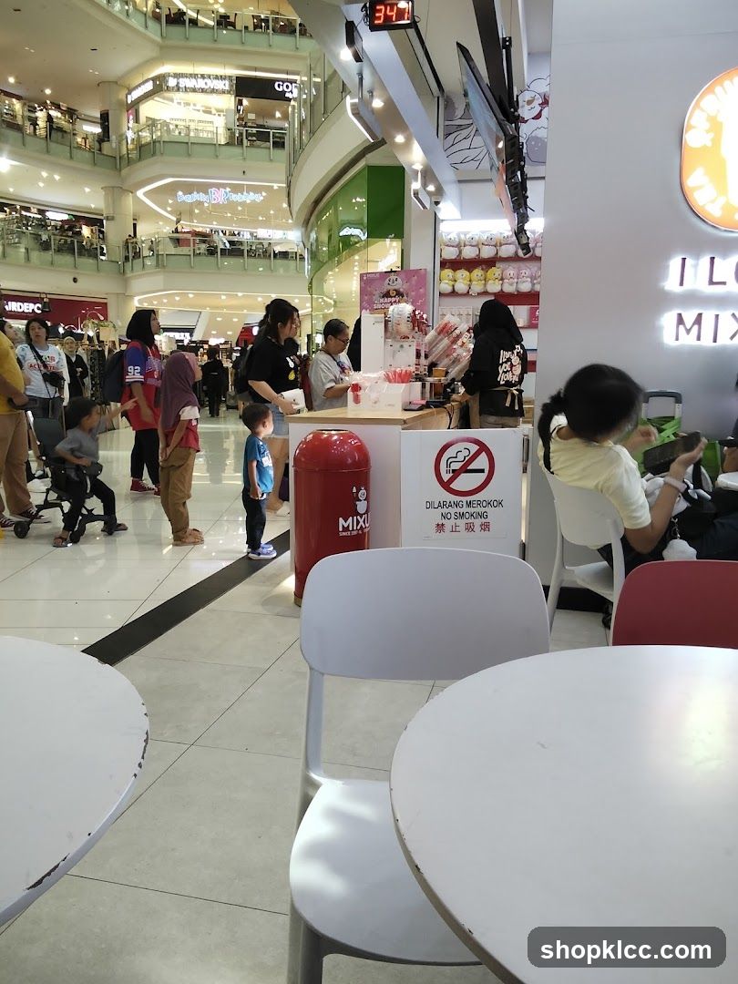 Mall Food Court