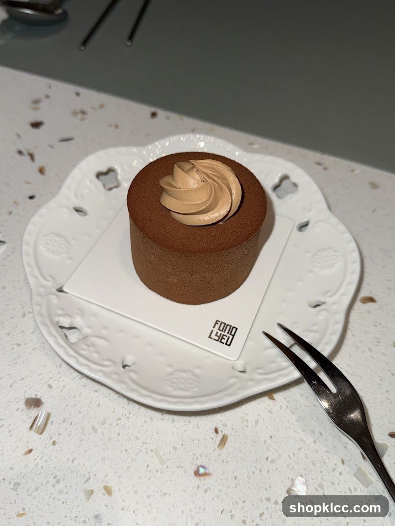 Chocolate Mousse Cake