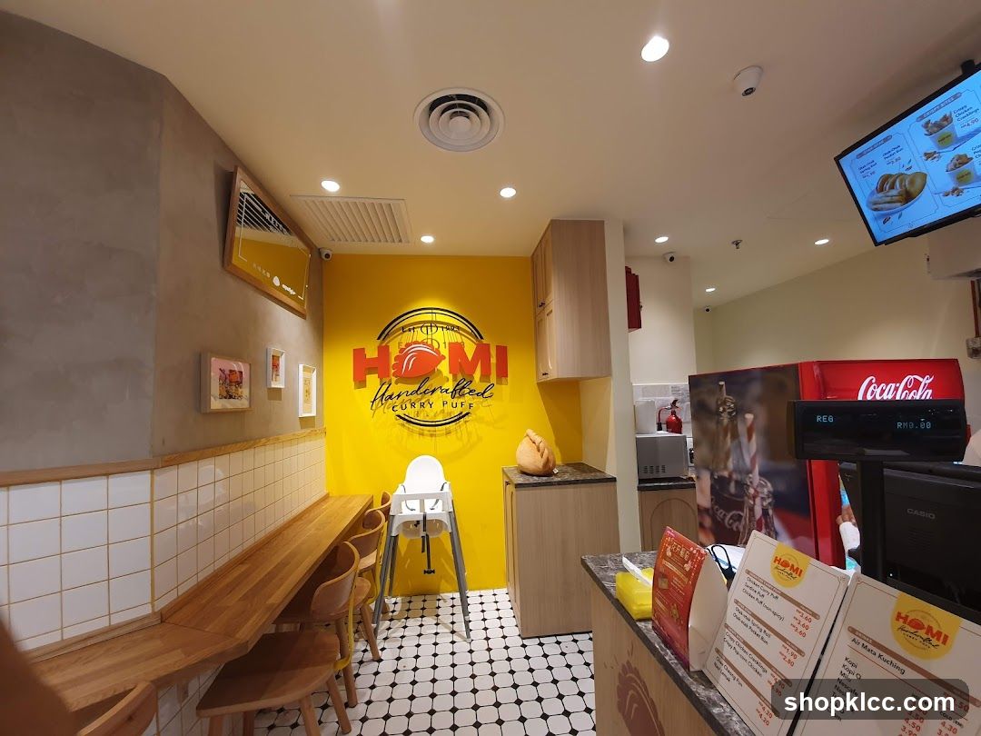 Homi Chicken Curry Puff