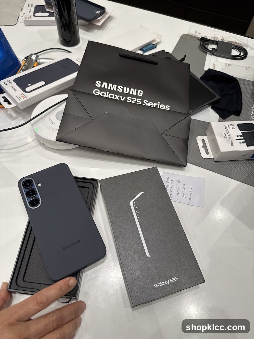 Samsung Galaxy S25 Series Products