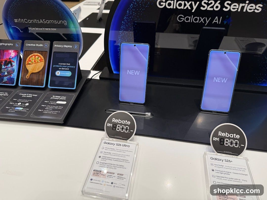 Samsung Galaxy S26 Series Display