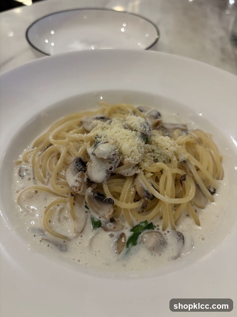 Mushroom Cream Pasta