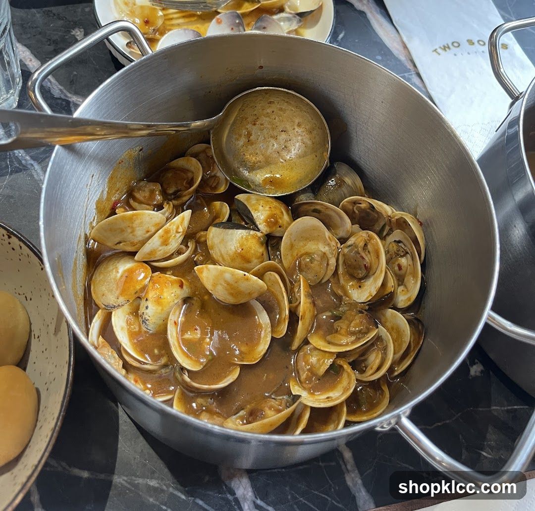 Clams in Sauce
