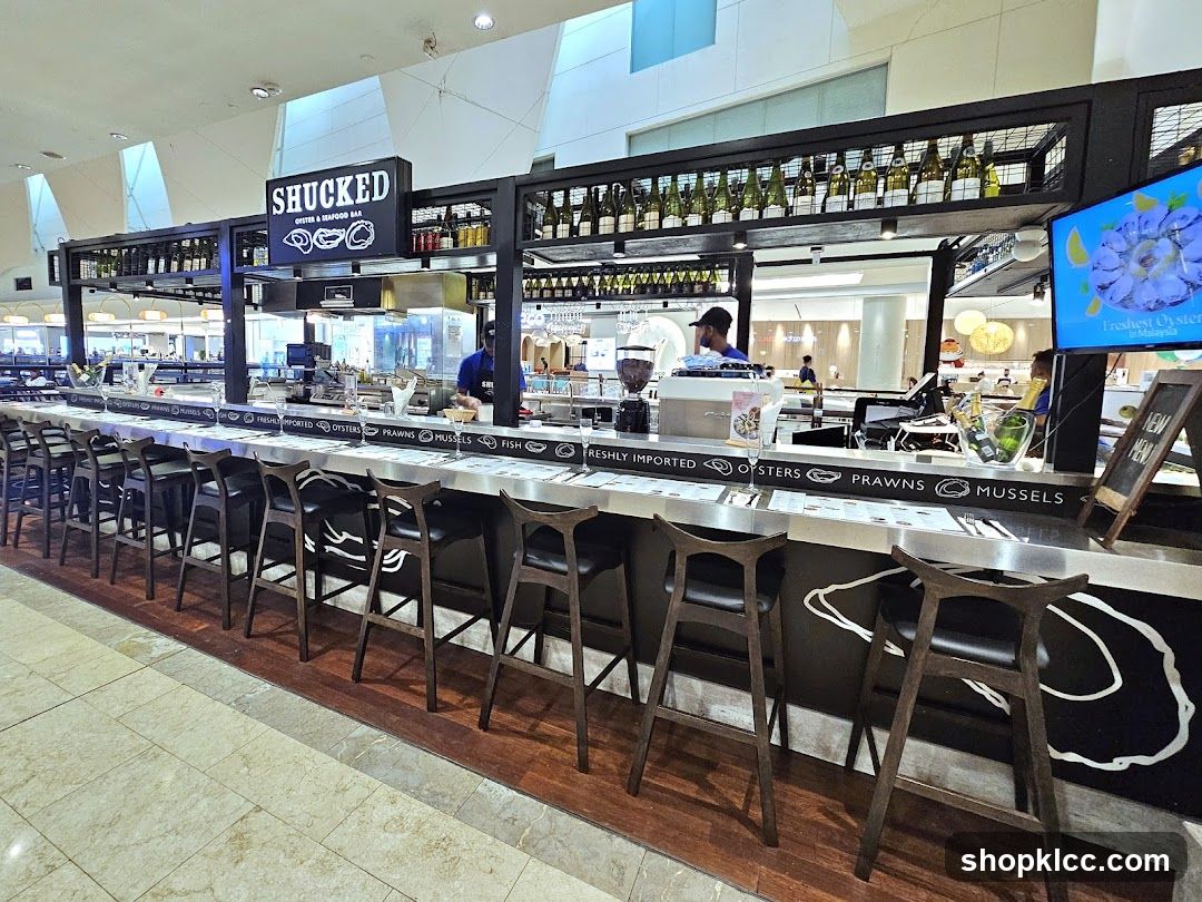 Shucked Oyster And Seafood Bar