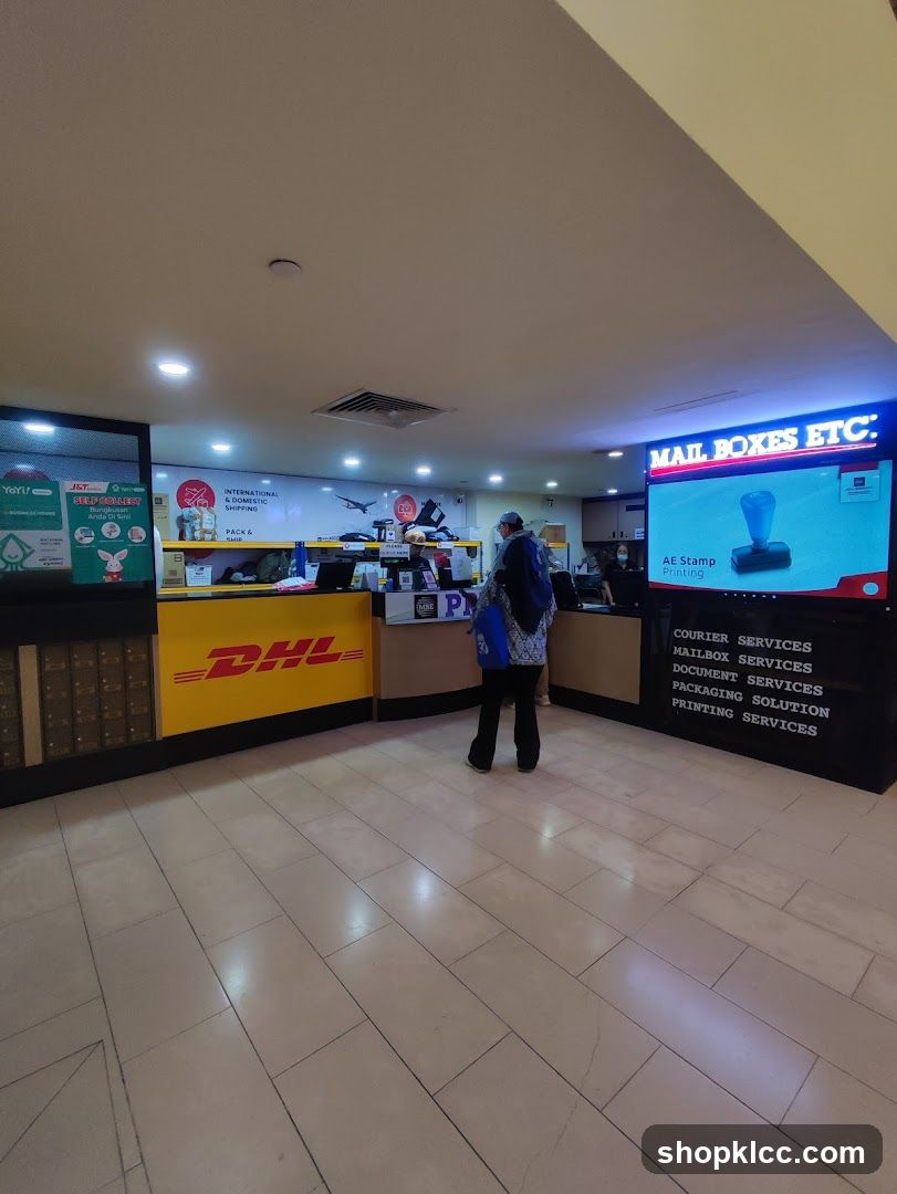Shipping and Mail Services Counter