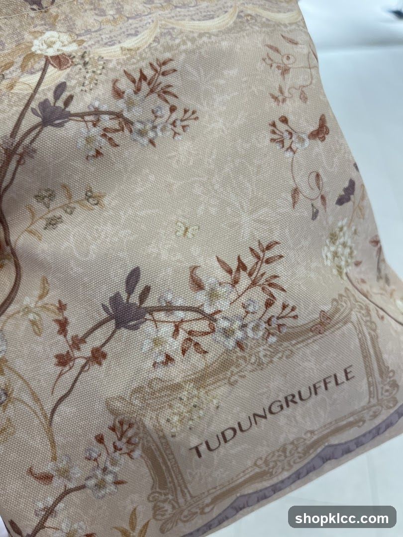 Tudung Ruffle Fabric
