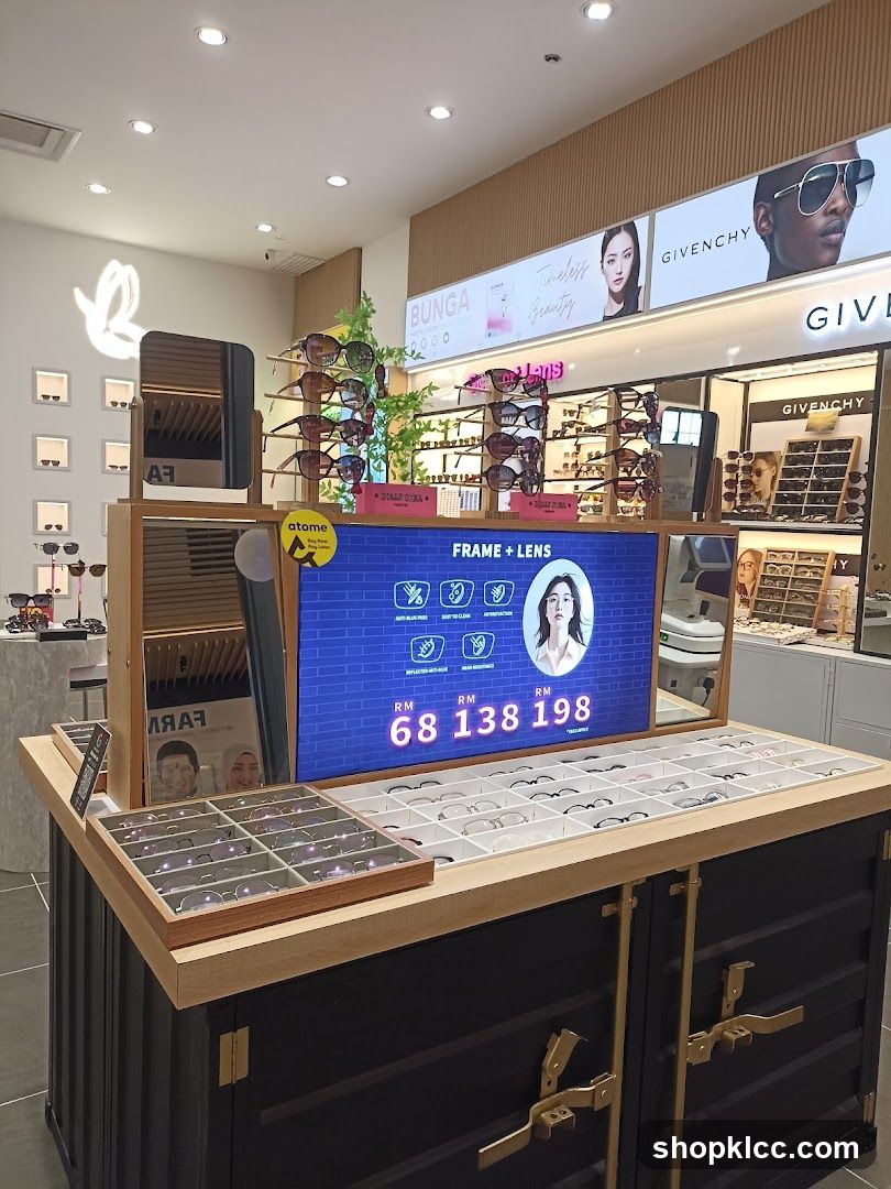 Eyewear Store Display