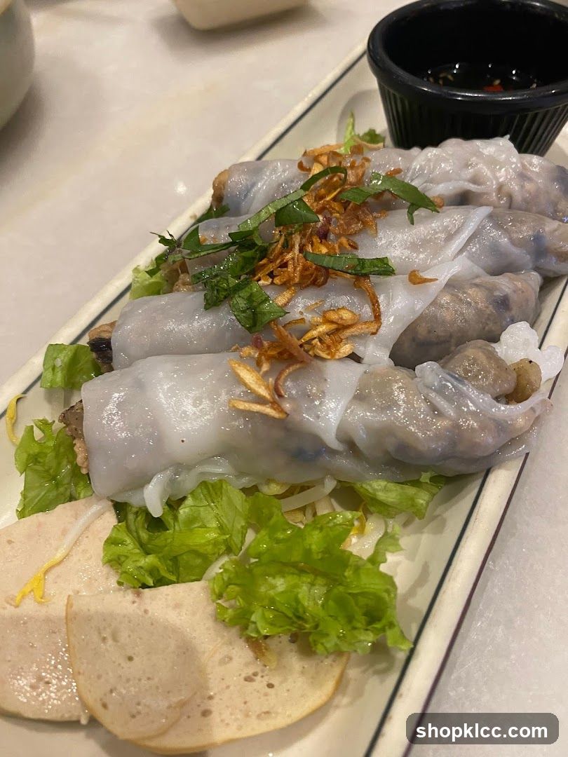 Vietnamese Spring Rolls with Sausage and Meat