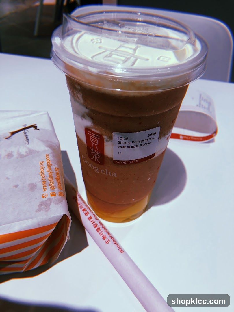 Gong cha drink and packaging
