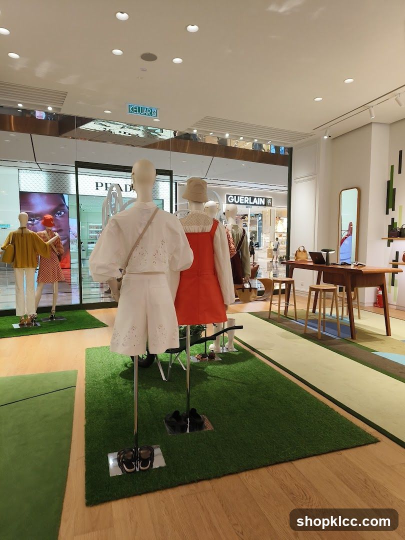 Fashion Store Display