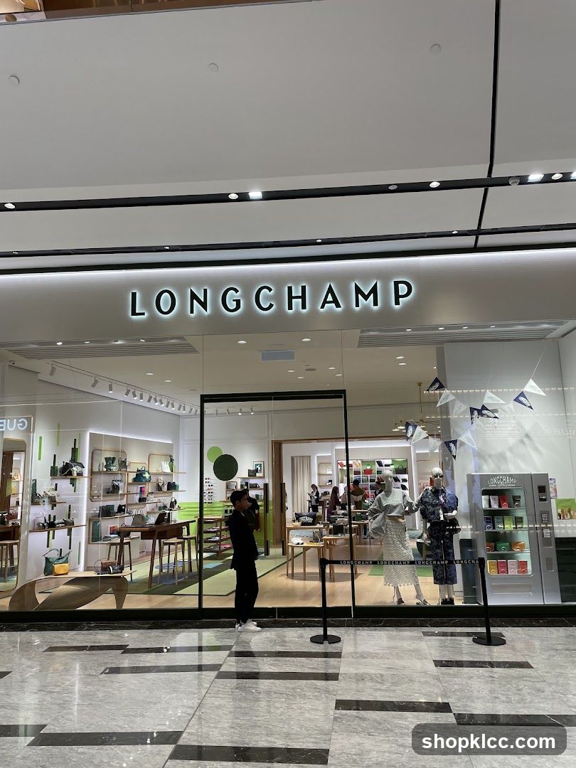Longchamp Storefront