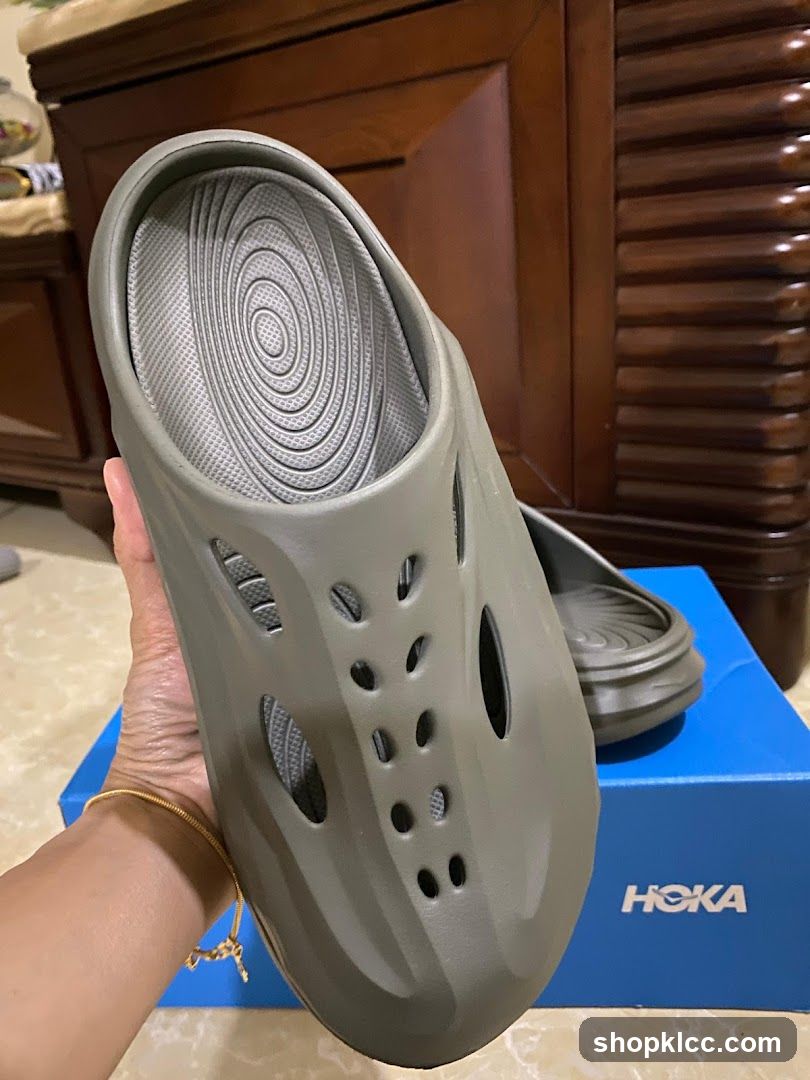 Hoka Slide