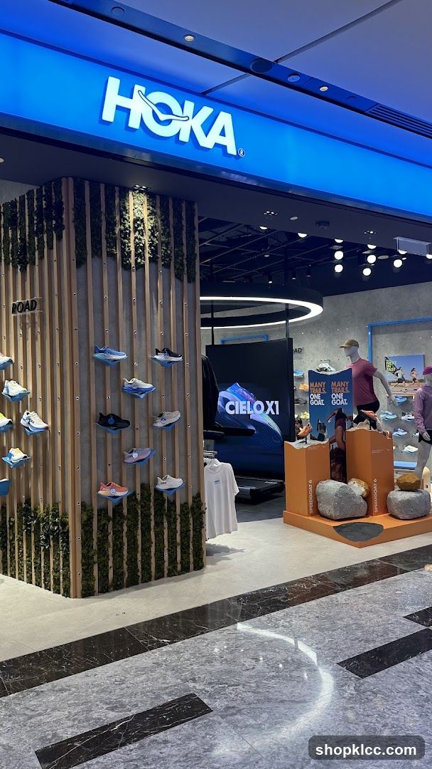 Hoka Store