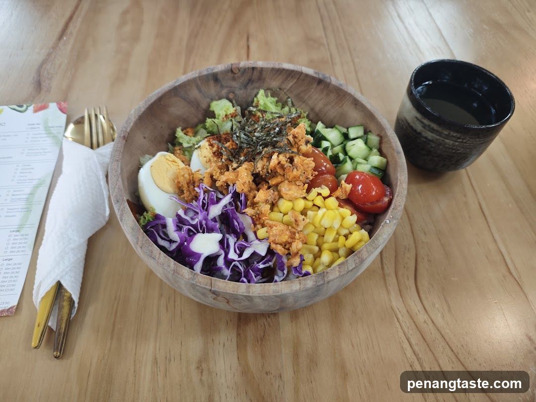 Salad Bowl with Tea