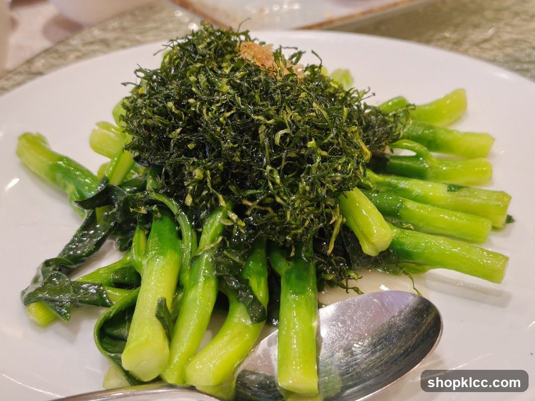 Stir-fried Greens with Crispy Topping