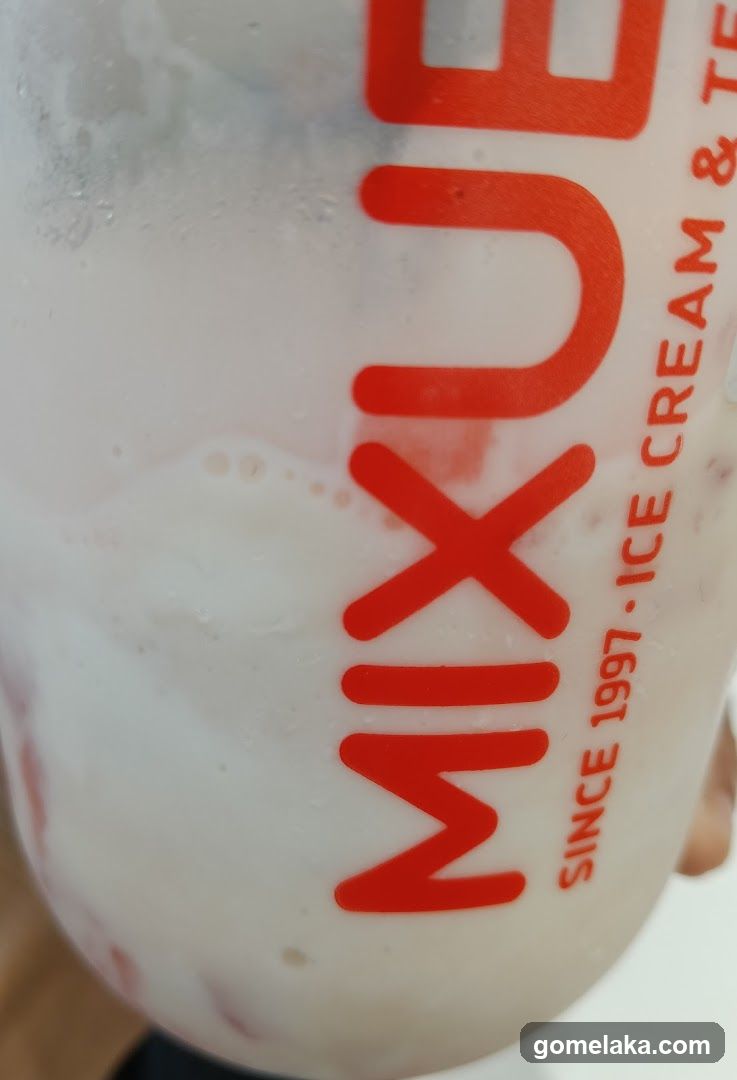 Mixue Ice Cream & Tea Cup