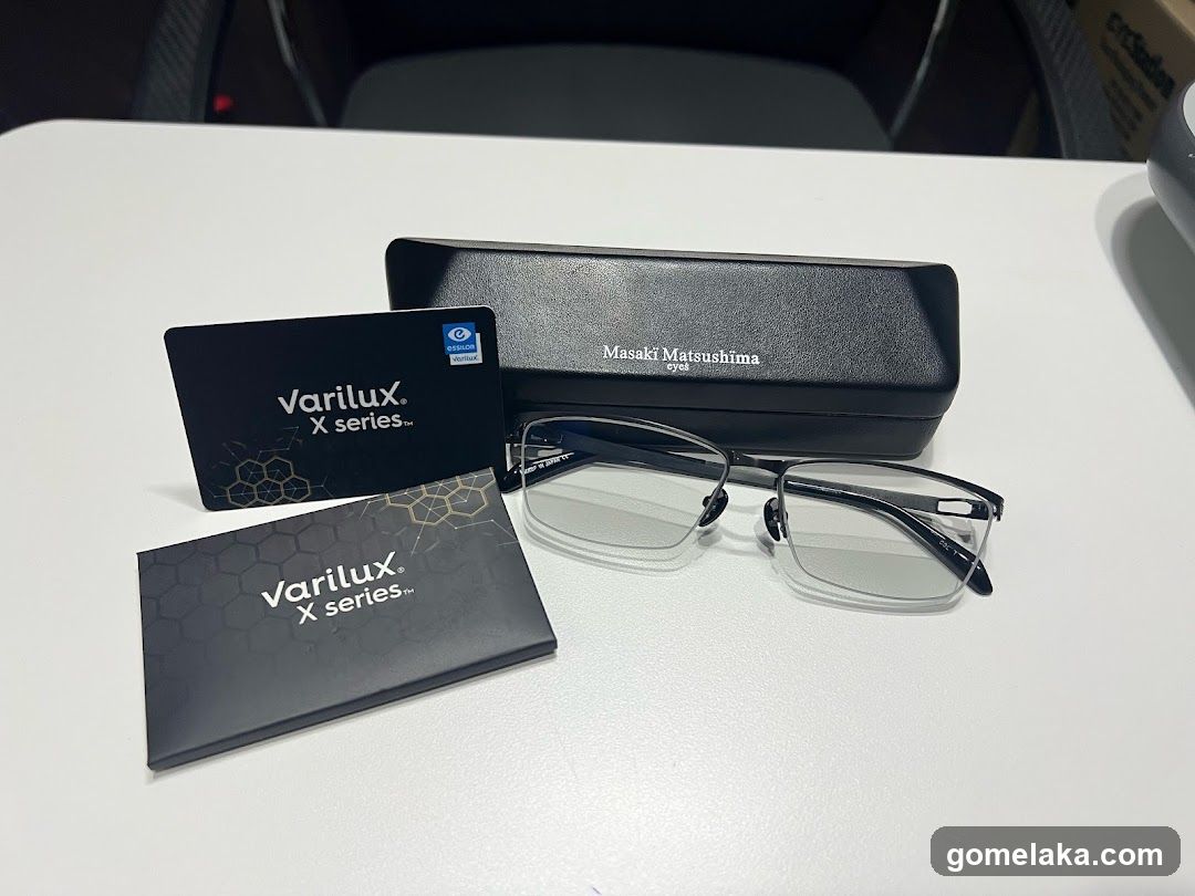 Varilux X Series Eyewear Display