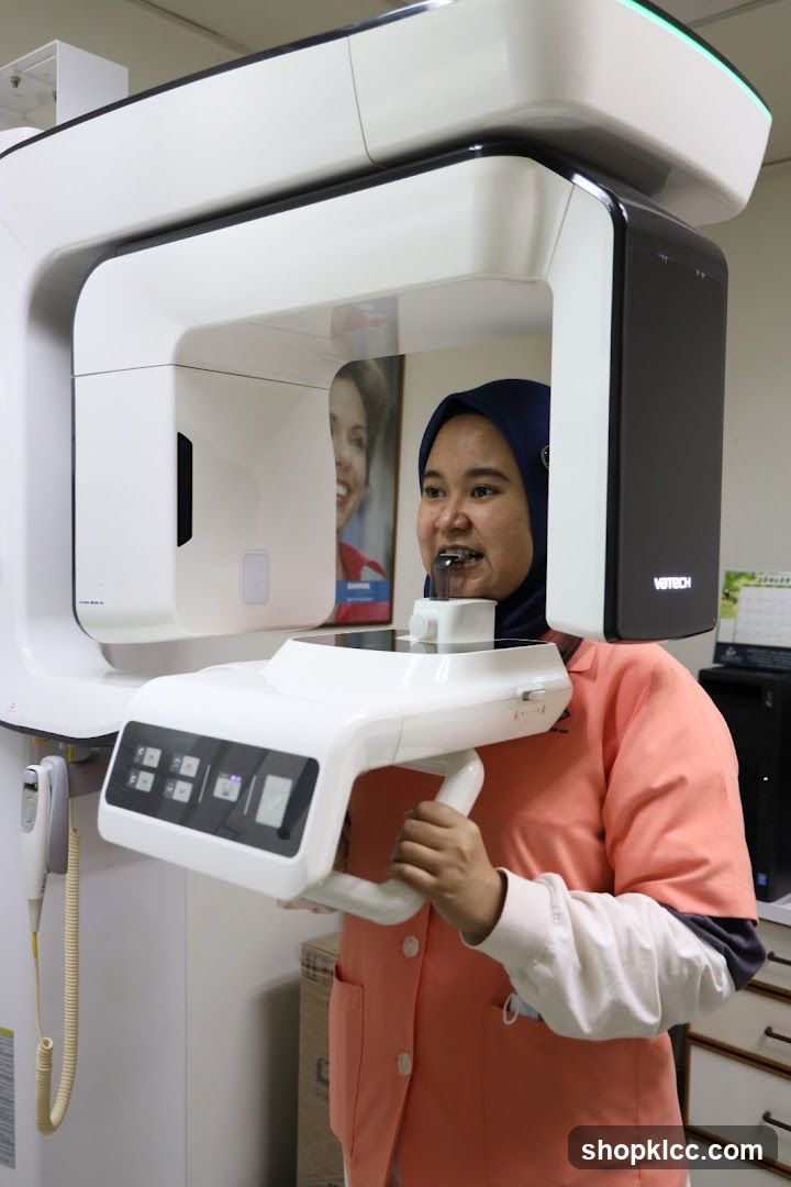 Dental X-ray Machine in Clinic