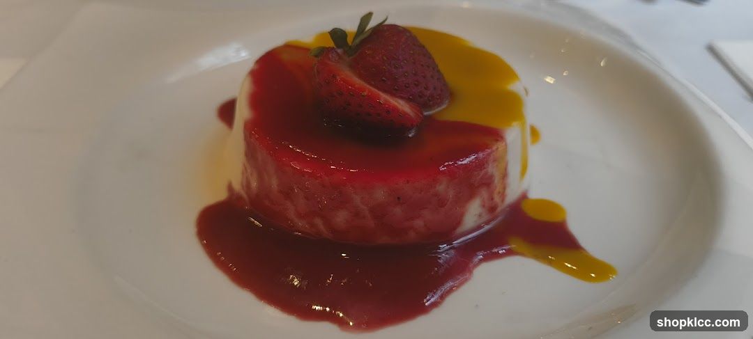 Strawberry Pudding Dessert