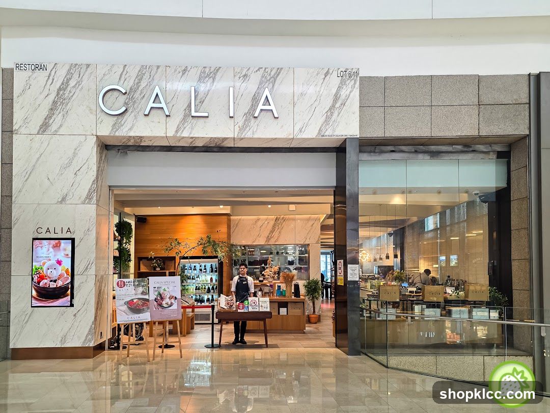 Calia Restaurant Interior View