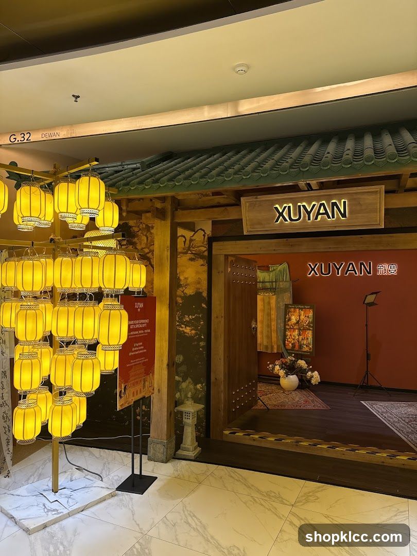 XUYAN Shop Interior Display