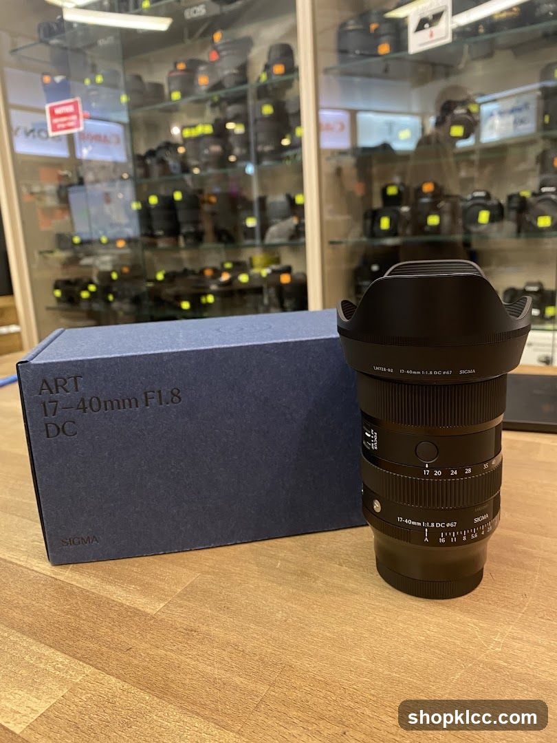 Sigma Lens Display