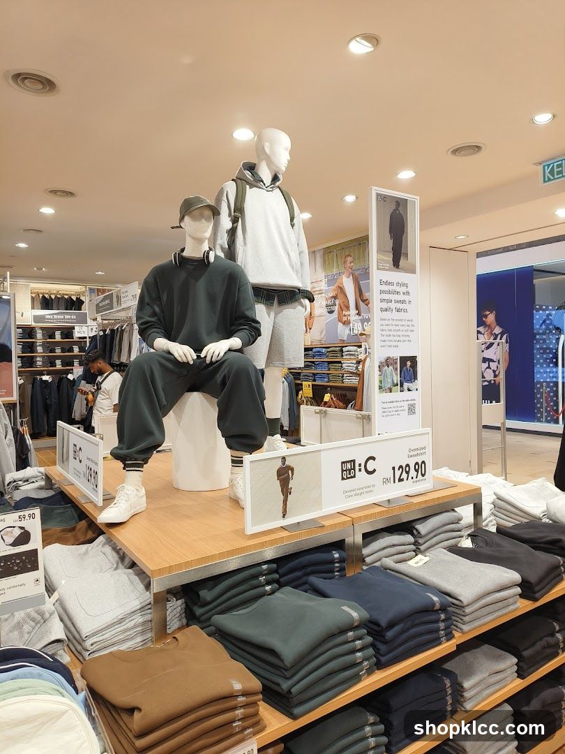 Uniqlo Store Interior Display