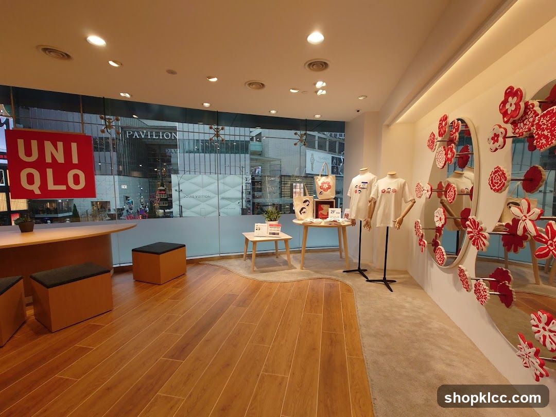 Uniqlo Store Interior