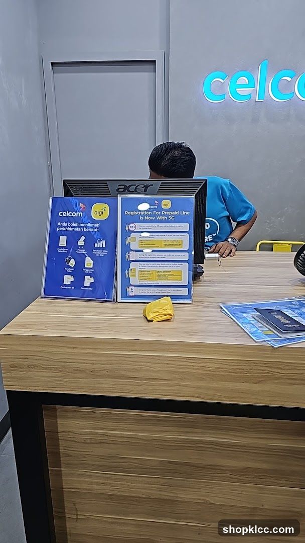 Celcom Counter Interior