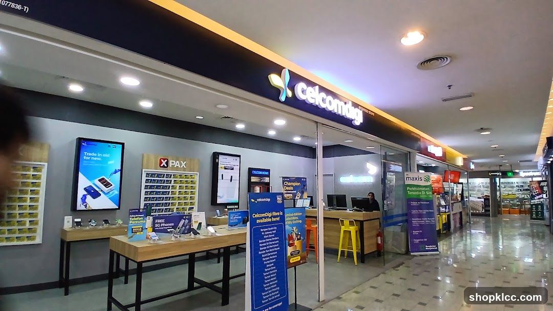 Celcom Digi Store Interior