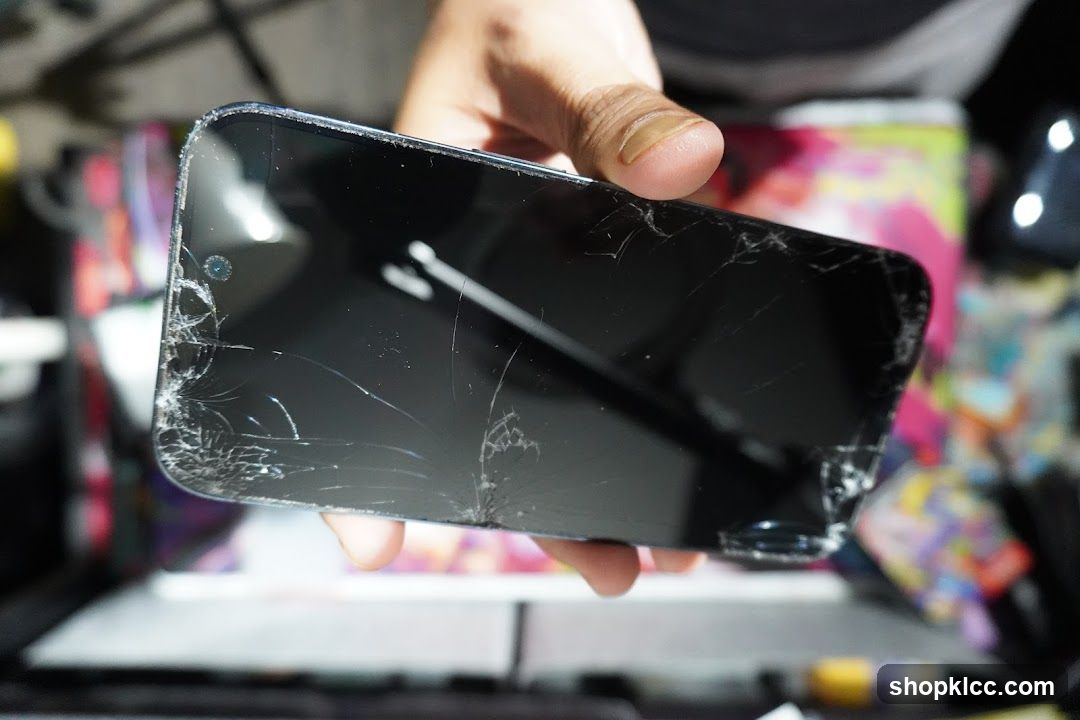 Cracked Smartphone Screen