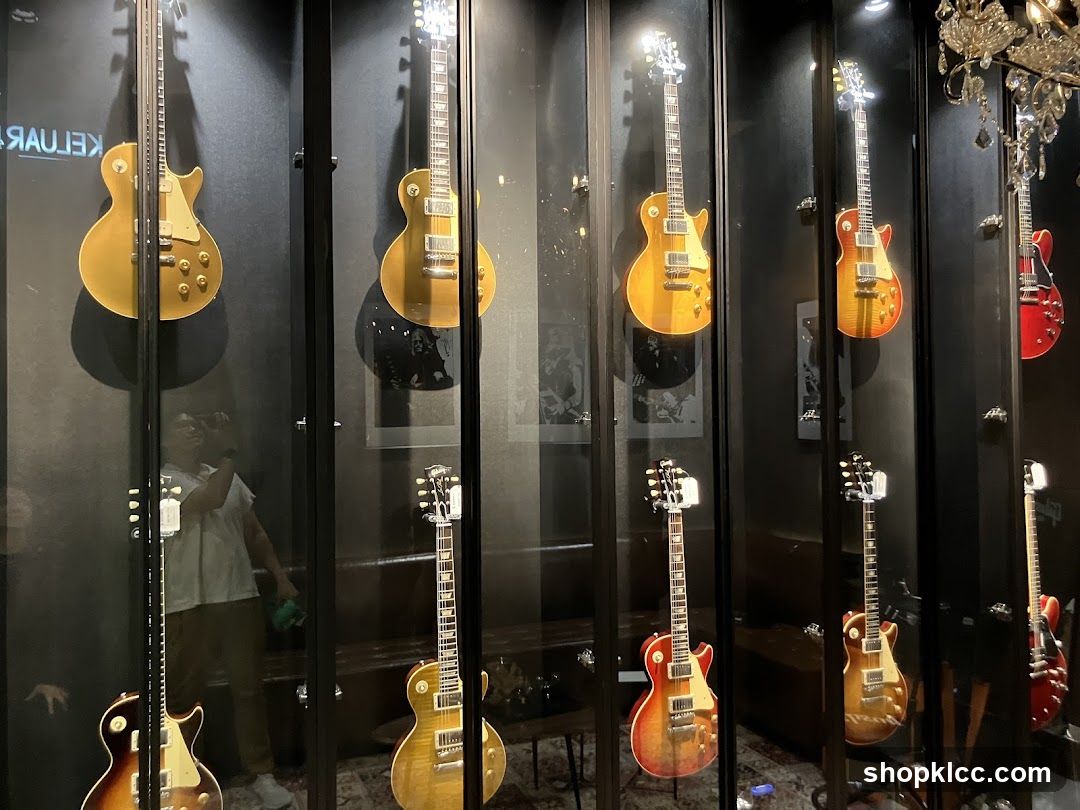Guitar Display