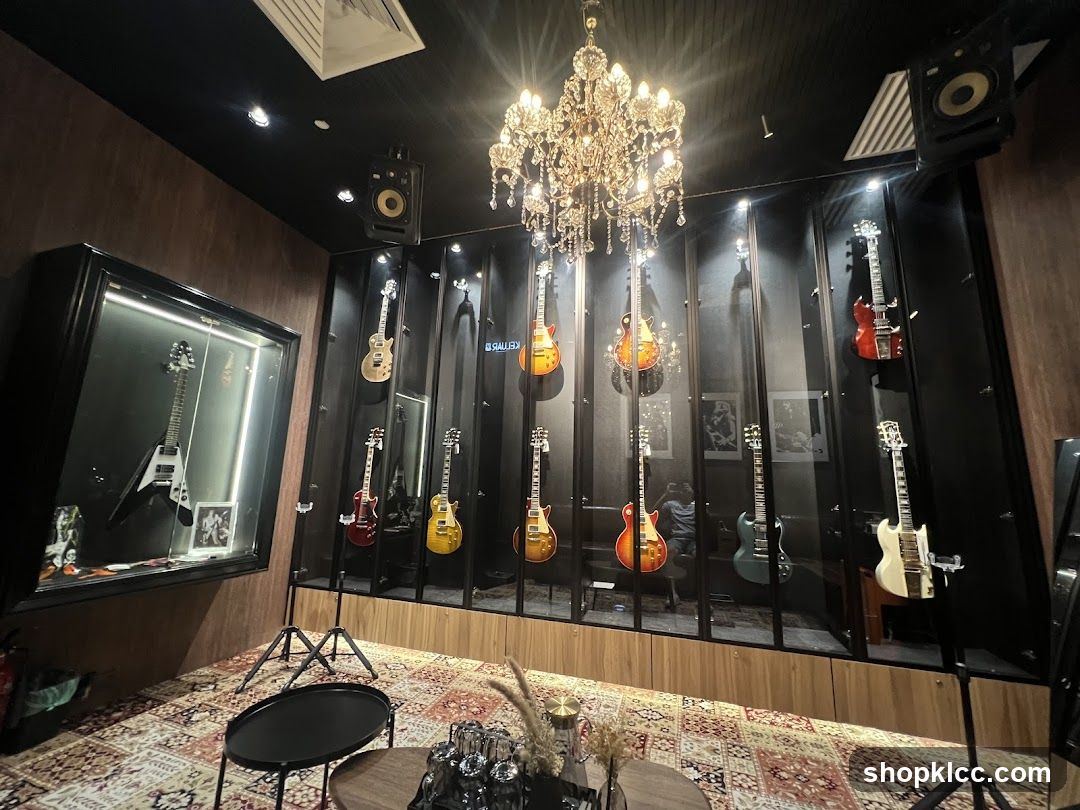 Guitar Display