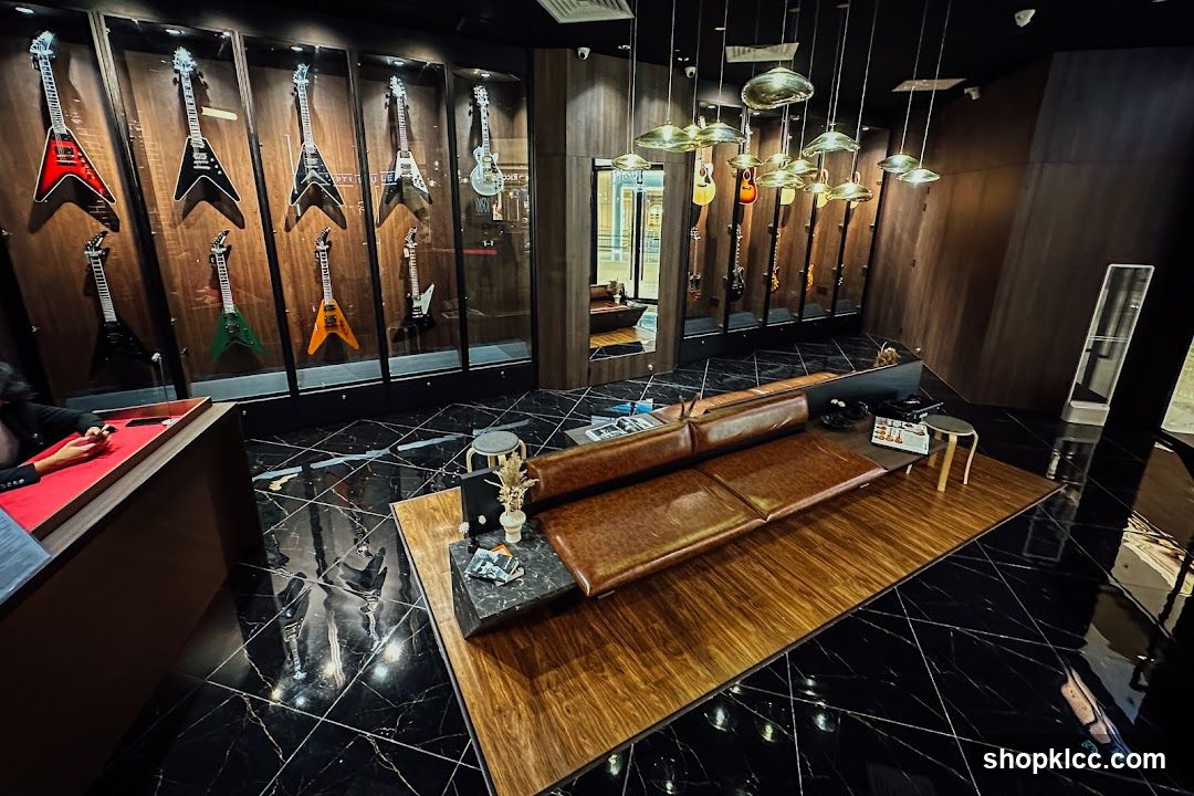 Guitar Showroom