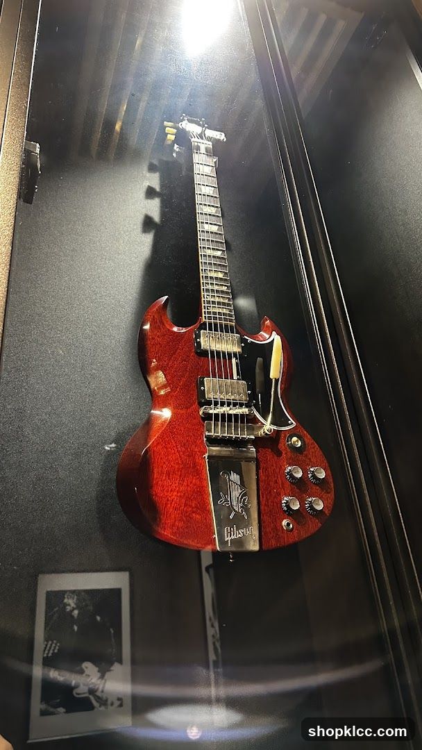 Gibson SG Guitar Display