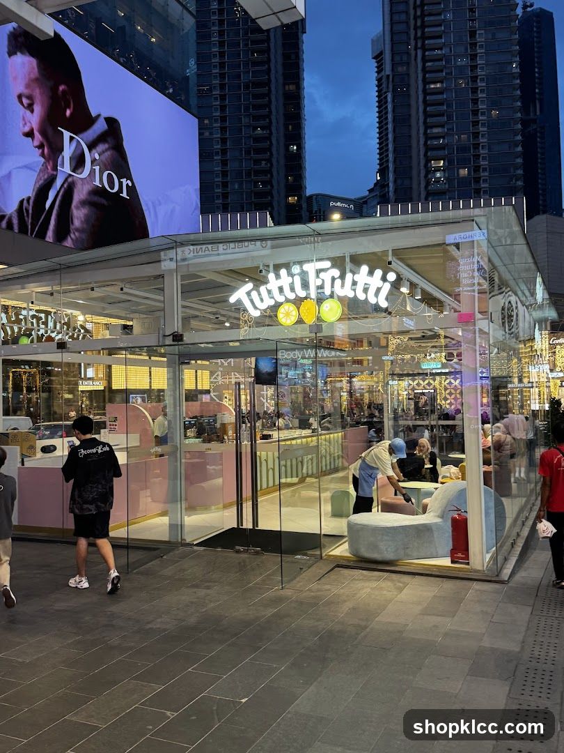 Tutti Frutti Storefront