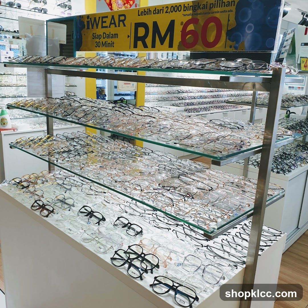 Eyeglasses Display
