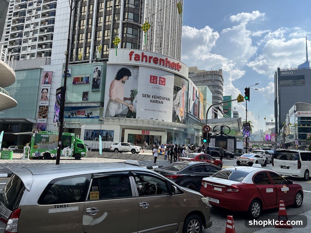 Fahrenheit 104 Kuala Lumpur Street View