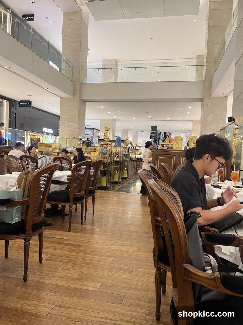 Dining Area in Shopping Mall