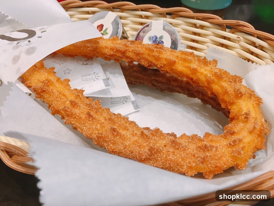 Churro Ring with Dipping Sauces