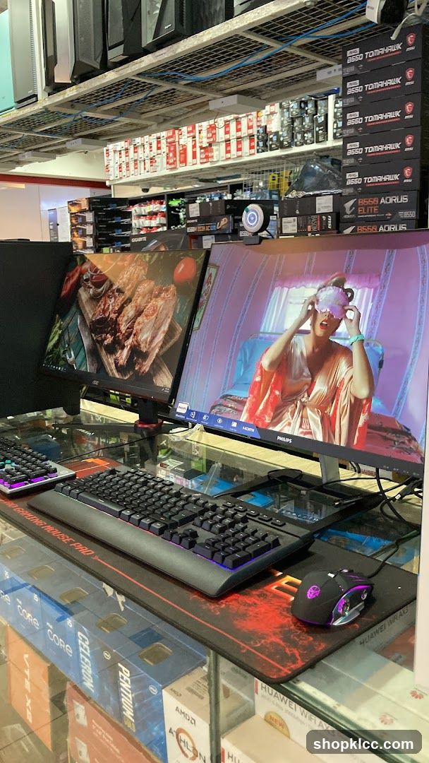 Computer Store Display