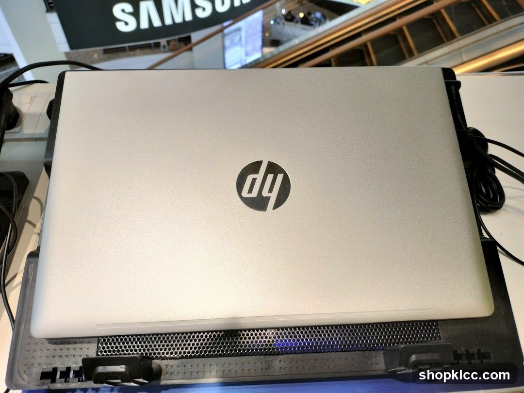 HP Laptop Display