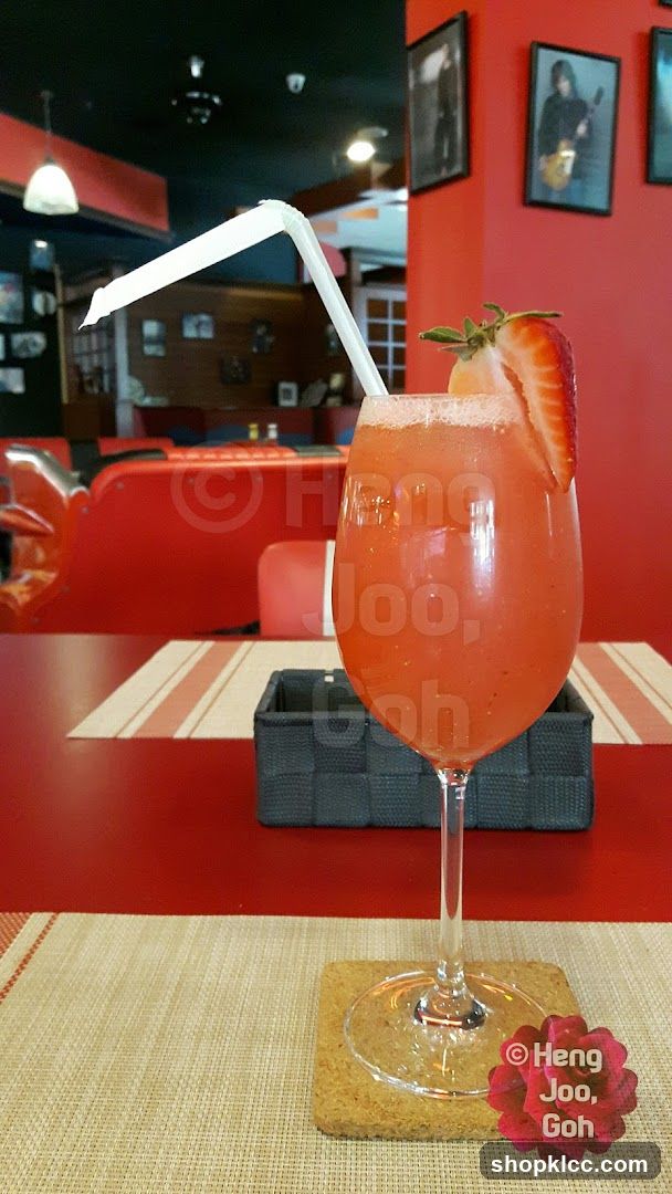 Strawberry Cocktail