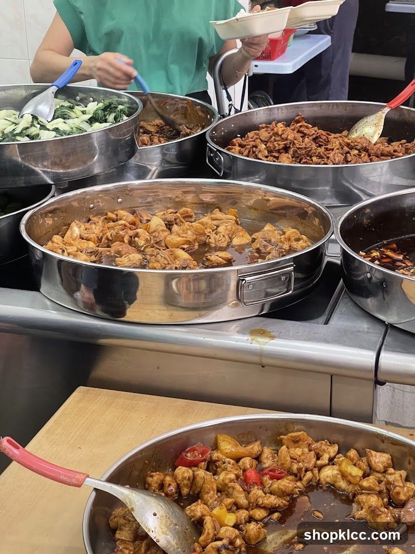 Food Stall Serving Dishes