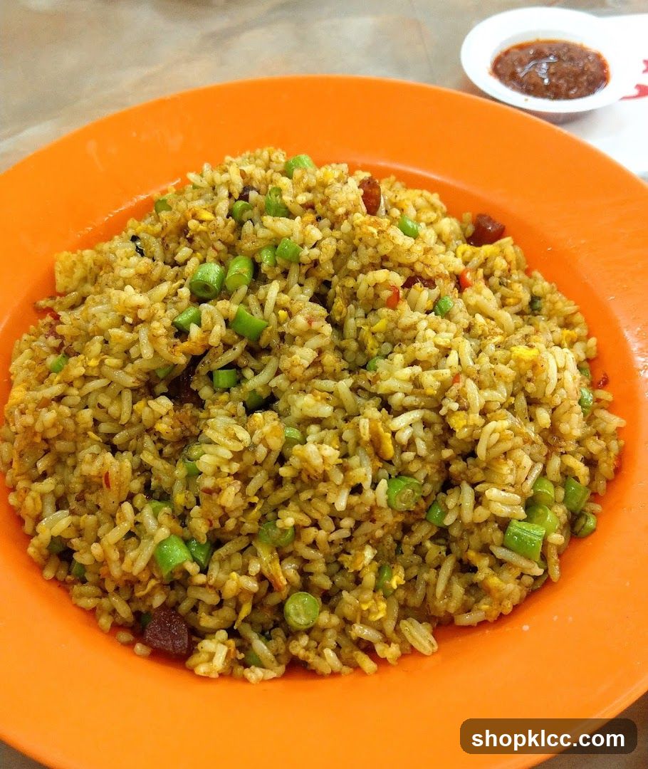 Fried Rice with Peas and Egg
