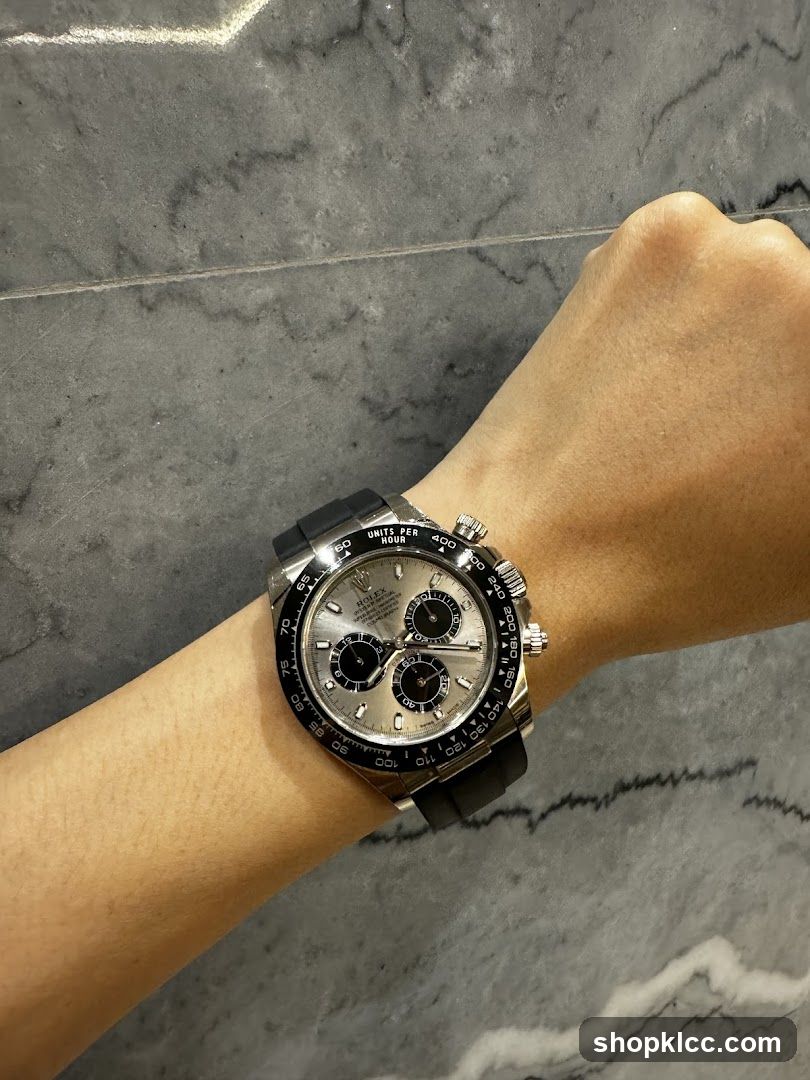 Lux Watch Gallery