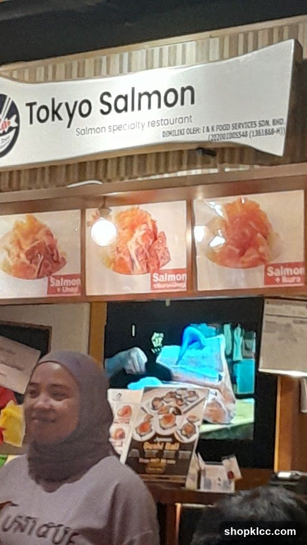 Tokyo Salmon Restaurant Interior